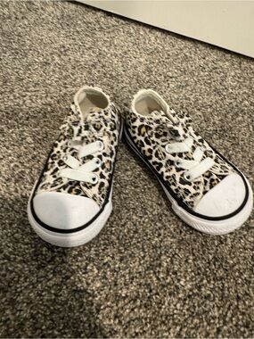 Converse Kids Leopard Print Canvas Sneakers - White and Tan